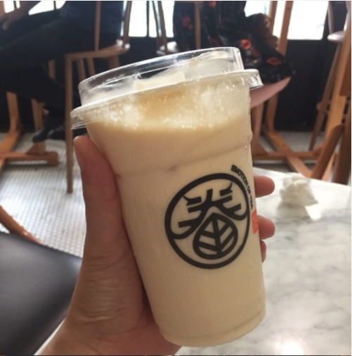 开一家眷茶加盟店的投资成本高吗？